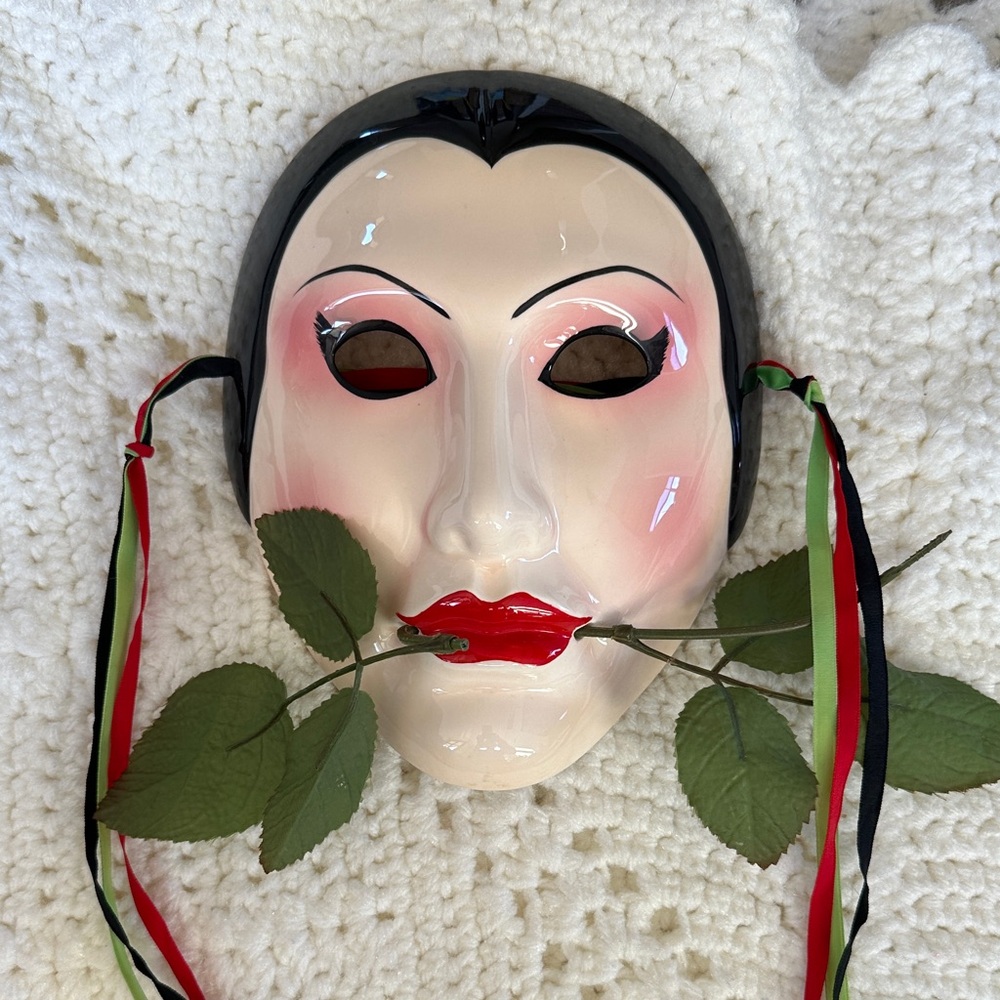 Ceramic Mask by Vandor. 1985